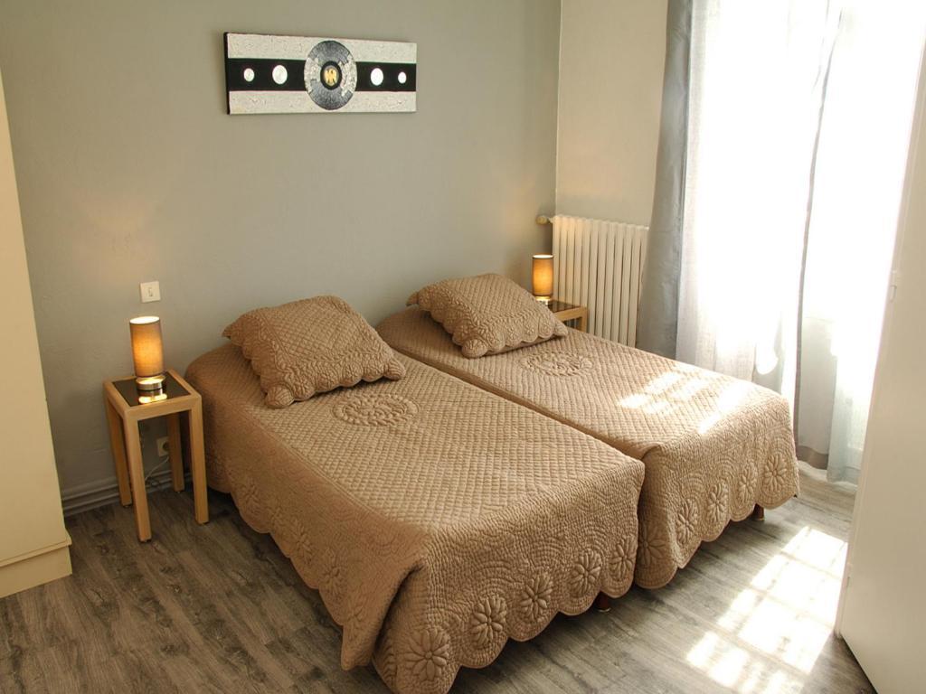 Auberge Du Teillon La Garde  Phòng bức ảnh